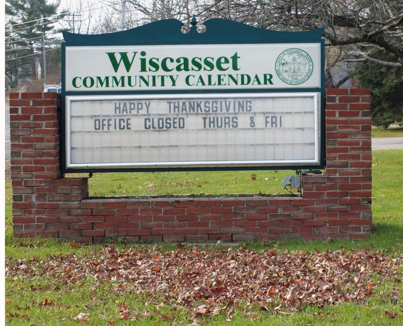 Wiscasset Selectmen ask for sign replacement extension | Wiscasset ...