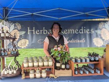 Boothbay Farmer's Market. CANDI JONETH/Boothbay Register