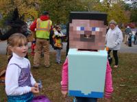 Angelina Haggett, Mae Benner, Halloween, parade